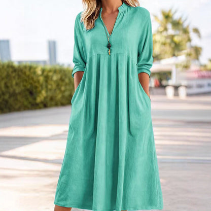 Robe Midi Fluide avec Taille Empire et Décolleté en V – Élégance Raffinée