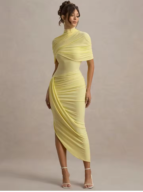 Taylor - Robe Maxi Asymétrique avec Cape Tordue